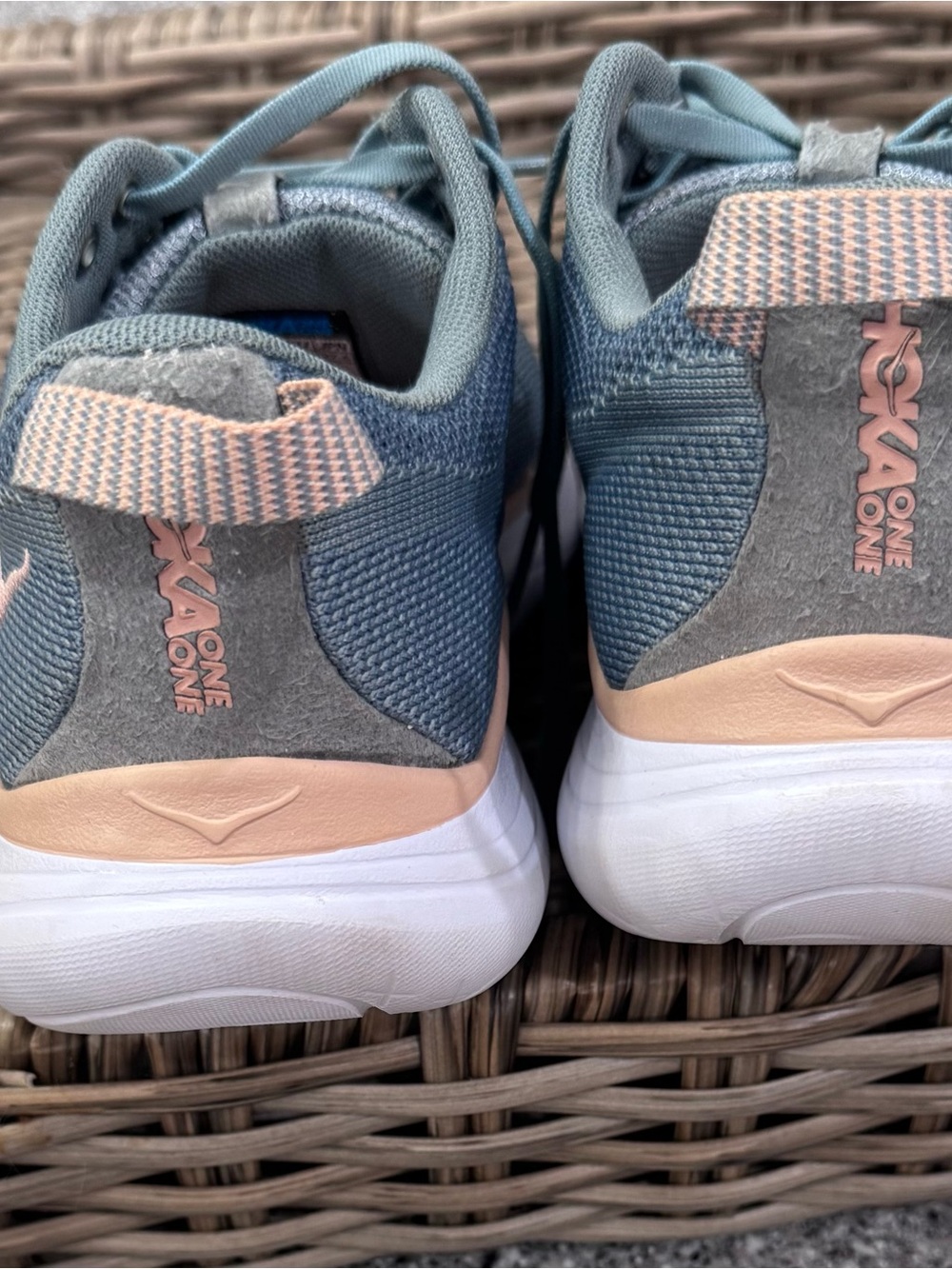 Hoka Hupana Flow Women's Blue Knit Sneakers with Pink Accents size 10.5 - Picture 3 of 7